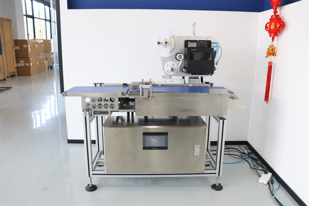 NCN-WPL1530 Automatic Weigh-Price Labelling Machin03